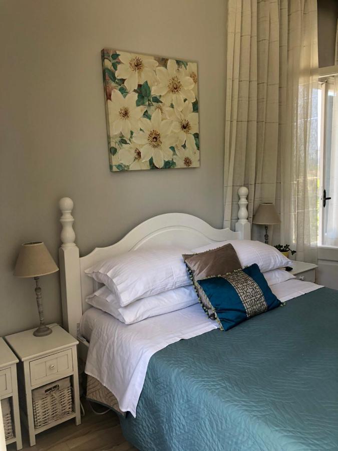 Meadowview Spacious Renovated Ground Floor Apartment *