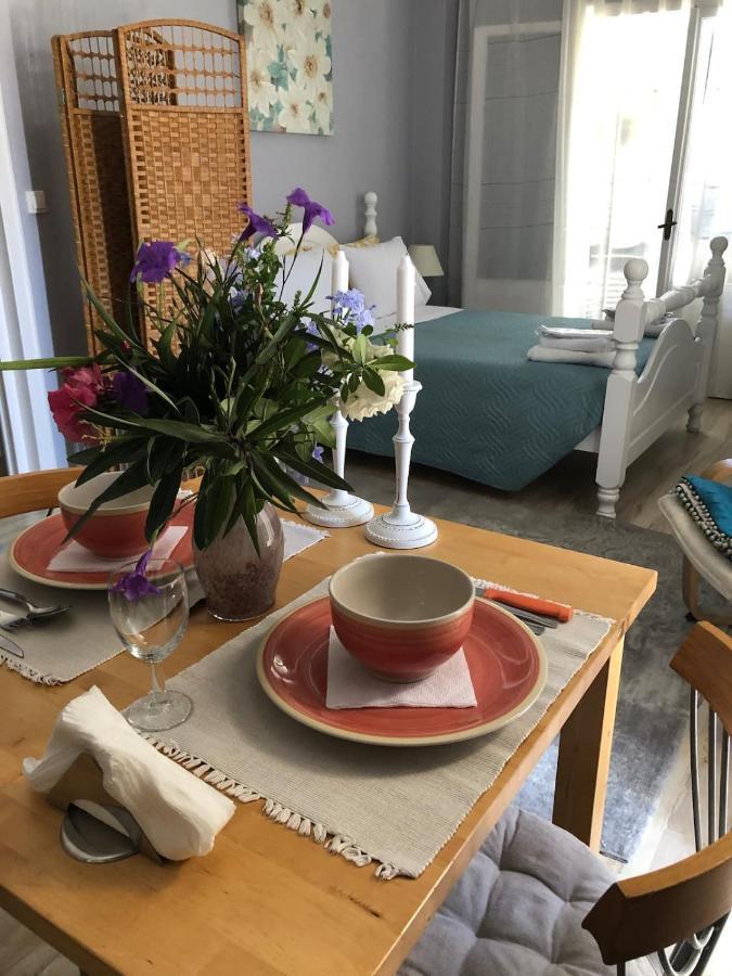 Meadowview Spacious Renovated Ground Floor